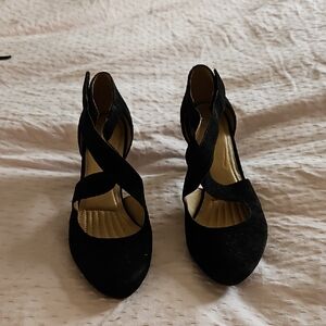 Elegant Black Women's Shoes